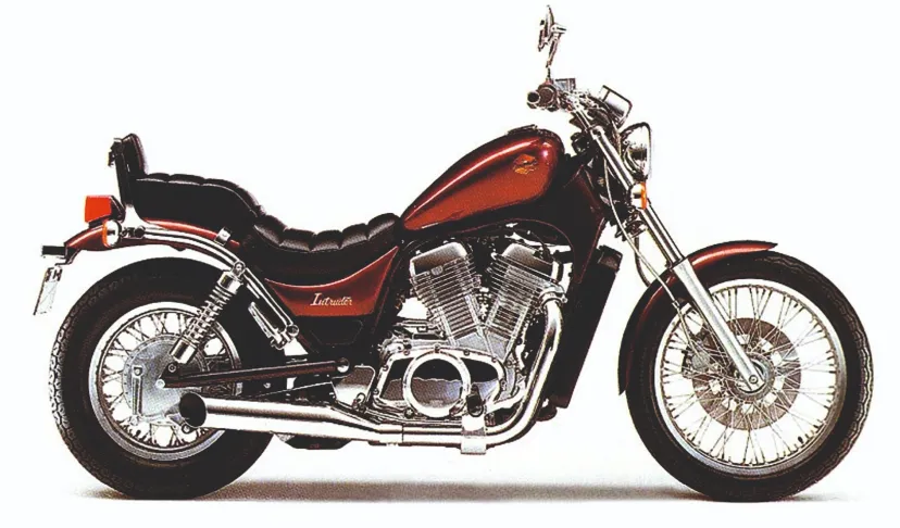 INTRUDER 750 (1986)